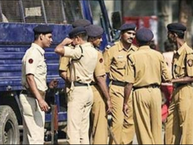 35-year-old transgender wanted in four cases arrested on Uttar Pradesh-Delhi border, say police 35-year-old transgender wanted in four cases arrested on Uttar Pradesh-Delhi border, say police