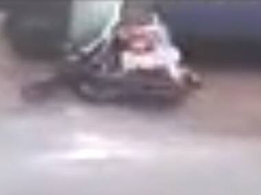 CCTV footage of Manisha Bhoir and her co-worket crashing into a bus. News18