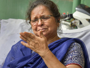 Education minister assures Uttarakhand teacher of justice after CM orders her arrest for using 'abusive language' Education minister assures Uttarakhand teacher of justice after CM orders her arrest for using 'abusive language'