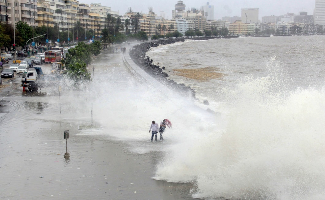 Mumbai rain: Marine Drive drowns in garbage as high tide throws up ...