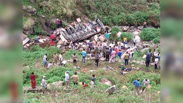 Bus falls in gorge in Uttarakhand's Tehri killing 14, 17 hurt; Rs 2 lakh ex-gratia for kin of dead, Rs 50,000 to injured