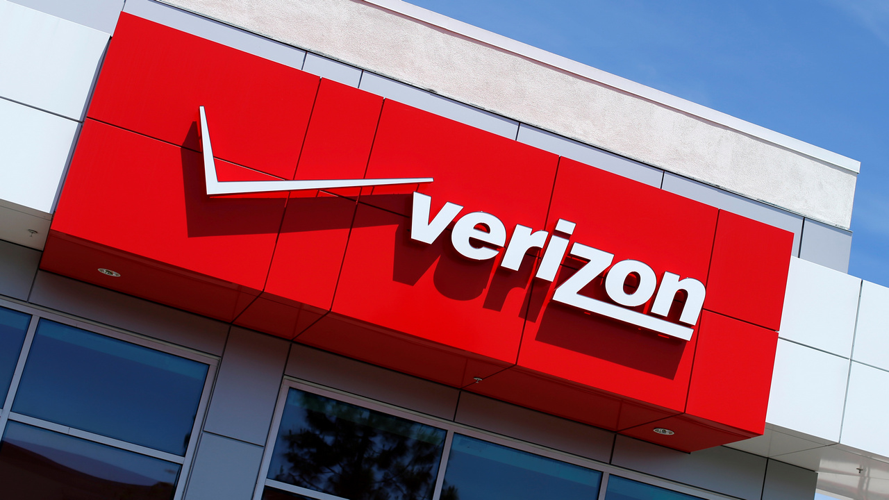 Verizon could partner with Apple or Google as its 5G-based TV service provider Verizon could partner with Apple or Google as its 5G-based TV service provider