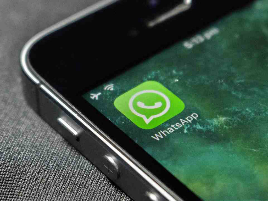 New WhatsApp update on iOS limits forwarded messages to 5 members only: Report New WhatsApp update on iOS limits forwarded messages to 5 members only: Report