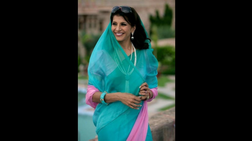 Anita Raj on the sets of Chaar din ki Chandni. Facebook/@fashion.bollywood