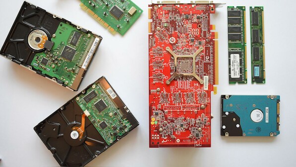 Asian chipmakers to focus on production plans as they forsee weak earnings