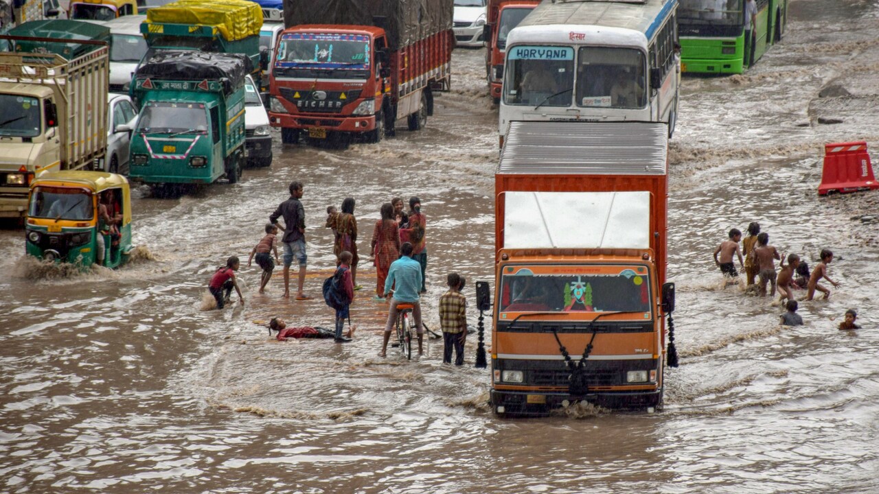 Heavy rainfall to hit several parts of north India today; IMD predicts