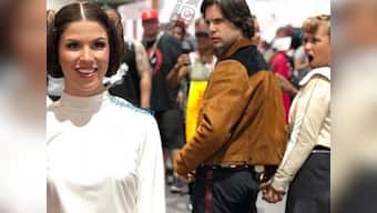 Star Wars cosplayers recreate popular 'distracted boyfriend meme' at 2018 San Diego Comic-Con