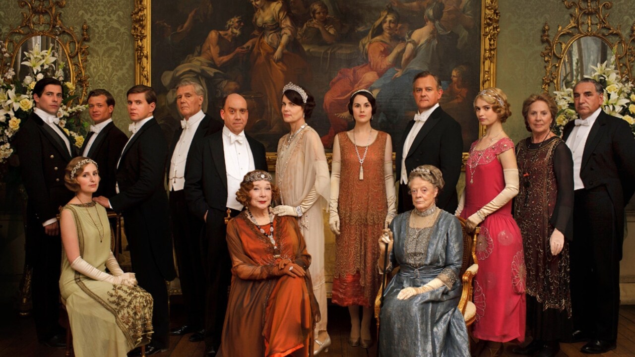 Downton Abbey to be made into a film; will bring back show's stars Michelle  Dockery, Hugh Bonneville-Entertainment News , Firstpost