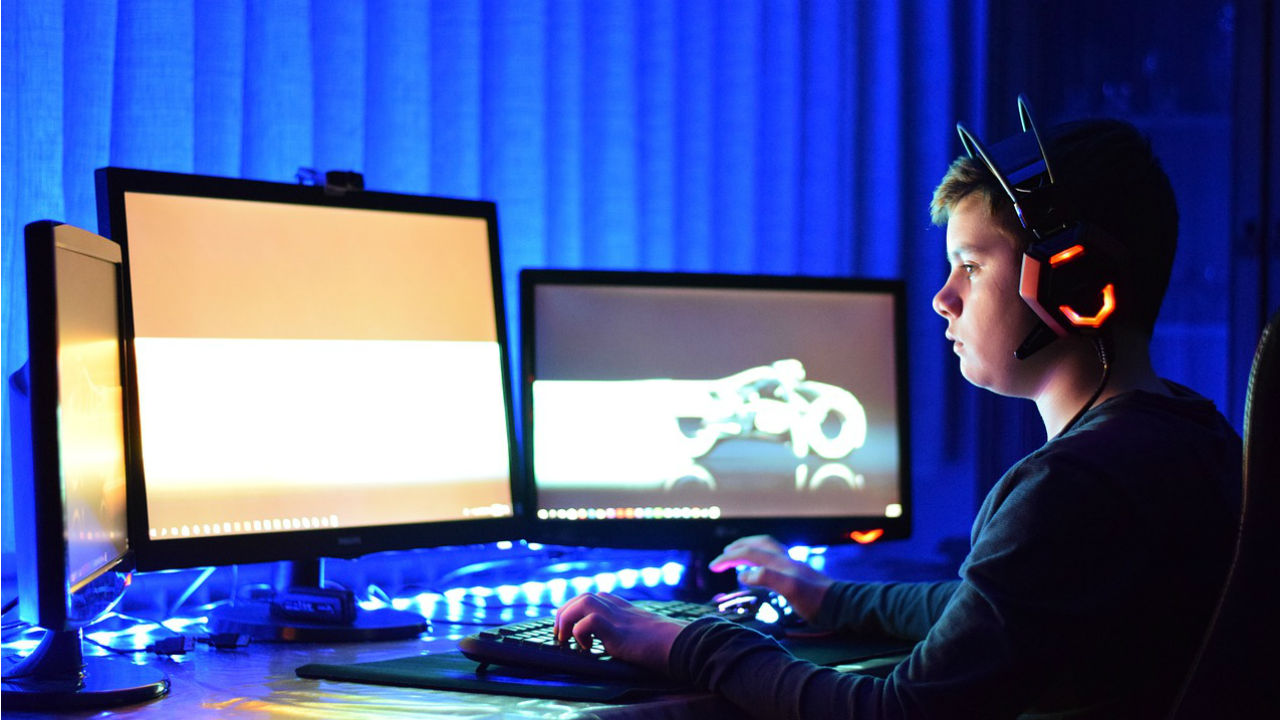 South Korea's obsession with eSports has turned it into a video gaming power South Korea's obsession with eSports has turned it into a video gaming power