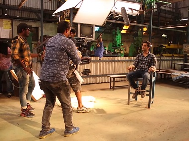 Fanney Khan behind-the-scenes video offers a glimpse into Aishwarya Rai Bachchan's kidnapping scene Fanney Khan behind-the-scenes video offers a glimpse into Aishwarya Rai Bachchan's kidnapping scene