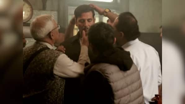 Gold: Akshay Kumar talks about transforming into Tapan Das in this behind-the-scenes video