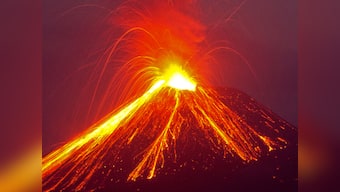 More than 500 hikers evacuated from Indonesian volcano Anak Krakatau after severe earthquake triggered landslides