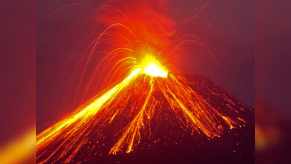 More than 500 hikers evacuated from Indonesian volcano Anak Krakatau after severe earthquake triggered landslides