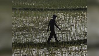 Tackling India's water woes: Active citizenry, govt checks on unsustainable use and river pollution needed to address crisis