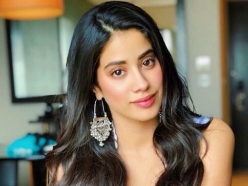 Janhvi Kapoor joins Rajkummar Rao, Varun Sharma's upcoming horror comedy Rooh-Afza Janhvi Kapoor joins Rajkummar Rao, Varun Sharma's upcoming horror comedy Rooh-Afza