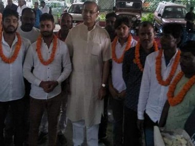 Jayant Sinha garlands Ramgarh lynching convicts: Union minister 'expresses regret', says law will take own course Jayant Sinha garlands Ramgarh lynching convicts: Union minister 'expresses regret', says law will take own course