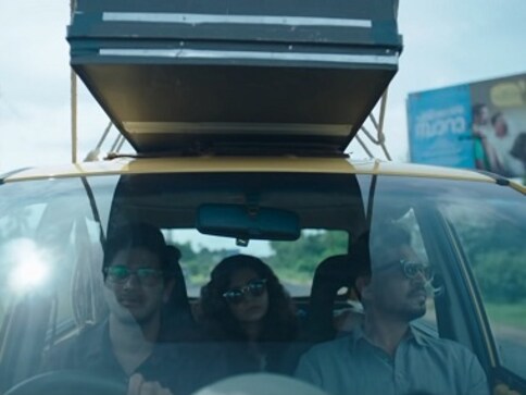 'Saansein' from Karwaan is a refreshing, soulful track sung and composed by Prateek Kuhad 'Saansein' from Karwaan is a refreshing, soulful track sung and composed by Prateek Kuhad