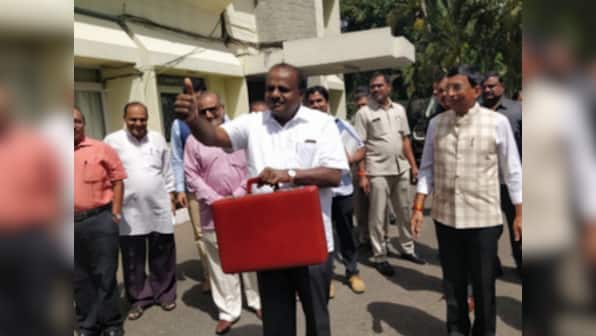 Karnataka Budget: Kumaraswamy announces Rs 34,000-cr farm loan waiver; non-defaulting farmers to get Rs 25,000 each