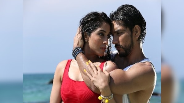 Mr. Chandramouli director Thiru on collaborating with Gautham Karthik and filming 'Yedhedho Aanene'