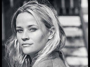 Reese Witherspoon to host Shine On, a nine-episode profile show featuring success stories of women Reese Witherspoon to host Shine On, a nine-episode profile show featuring success stories of women