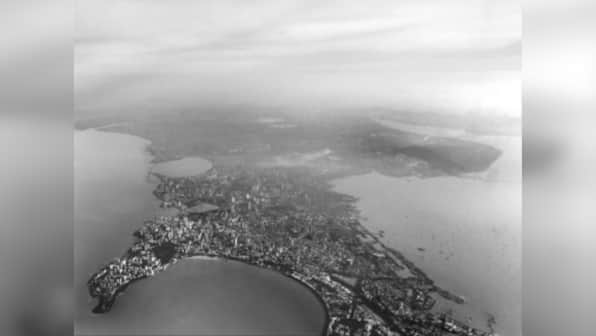 Mumbai, past and present: An architect's study of the city through aerial photographs, rare guide books