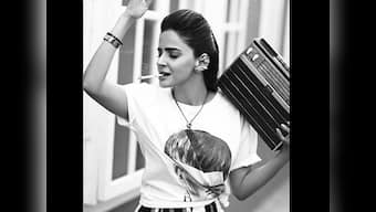 Saba Qamar's smoking pictures leaked on social media, conservatives ask 'Are you even a Muslim?'