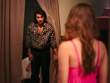 Sanju song 'Mujhe Chaand Pe Le Chalo' is a sensuous number featuring Ranbir Kapoor, Karishma Tanna Sanju song 'Mujhe Chaand Pe Le Chalo' is a sensuous number featuring Ranbir Kapoor, Karishma Tanna