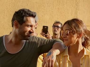 Satyamev Jayate song 'Paniyon Sa' captures John Abraham, Aisha Sharma's budding romance