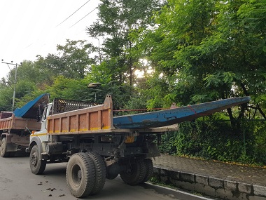 Jammu and Kashmir floods: Boats on trucks spark memories of disastrously effete non-governance in 2014 Jammu and Kashmir floods: Boats on trucks spark memories of disastrously effete non-governance in 2014