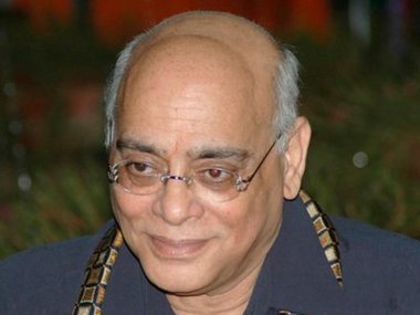 Shweta Bachchan's father-in-law Rajan Nanda passes away; Amitabh rushes back to India from Bulgaria Shweta Bachchan's father-in-law Rajan Nanda passes away; Amitabh rushes back to India from Bulgaria