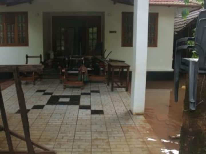 Kerala, after the flood: Residents of northern districts return home to rebuild their lives; for some, going back isn't an option