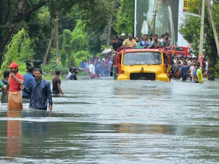 Over 4,000 people rescued by security forces from Karnataka's Kodagu; several others suspected to be stranded in hilltop villages