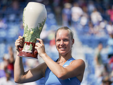 Cincinnati Open: Kiki Bertens holds nerves to down Simona Halep to lift trophy, score biggest career win Cincinnati Open: Kiki Bertens holds nerves to down Simona Halep to lift trophy, score biggest career win
