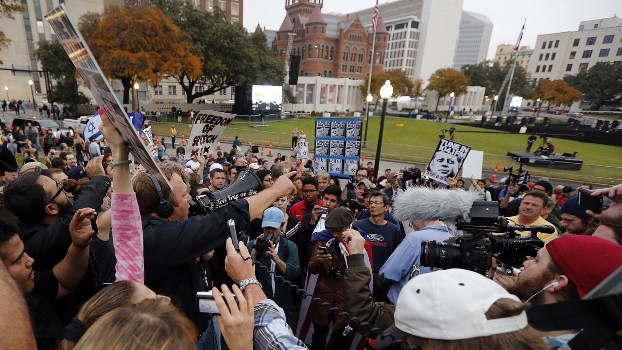 Conspiracy theorist Alex Jones' accounts to remain online even after probe: Twitter Conspiracy theorist Alex Jones' accounts to remain online even after probe: Twitter