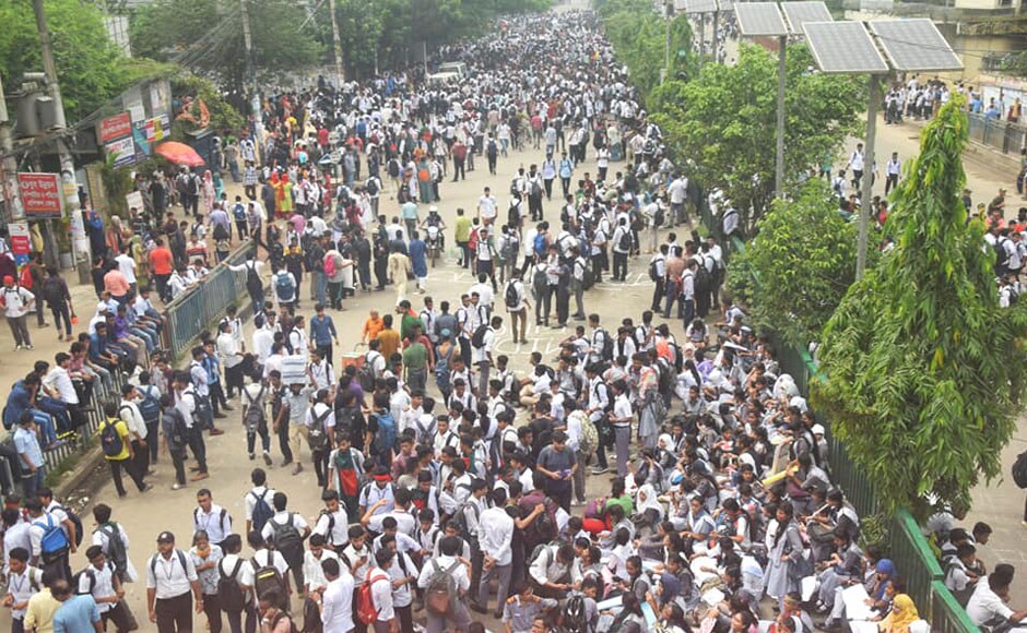 Bangladesh: Student Protests Rock Dhaka; More Than 100 Injured After ...