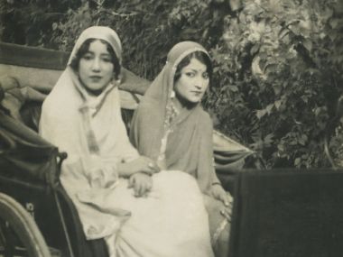 On World Photography Day, an exhibition of vintage cameras and portraits offer glimpse into a life in exile On World Photography Day, an exhibition of vintage cameras and portraits offer glimpse into a life in exile