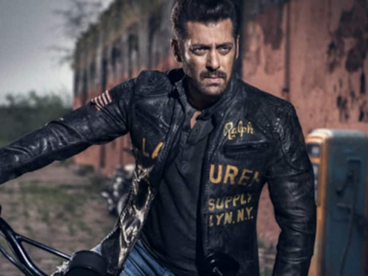 Salman Khan reportedly exits Dhoom 4 after refusing to share screen space with Abhishek Bachchan