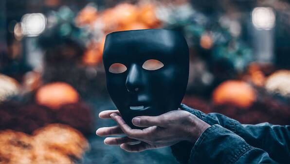 This facial recognition tool tracks targets on social media, and it sounds fishy