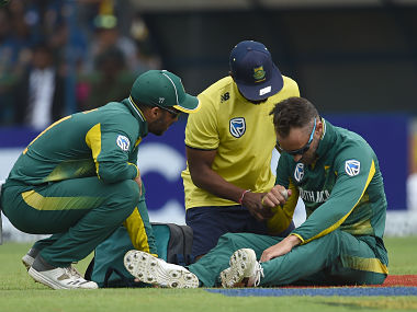 Sri Lanka vs South Africa: Proteas skipper Faf du Plessis ruled out of rest of tour after injuring shoulder in third ODI Sri Lanka vs South Africa: Proteas skipper Faf du Plessis ruled out of rest of tour after injuring shoulder in third ODI
