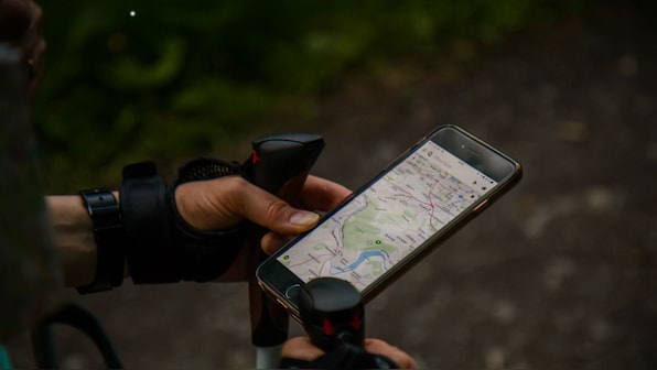 Google's passively tracking you: Here's how you can delete your past location data
