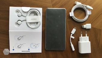 Leaked Google Pixel 3 XL images reveal design, specifications and box contents