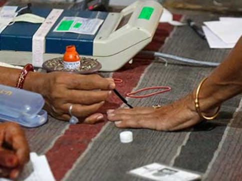 Narnaul Election Result 2019 LIVE Updates | Assembly Elections; Constituency, Party, Candidate Name Wise Winner, Loser, Leading, Trailing Narnaul Election Result 2019 LIVE Updates | Assembly Elections; Constituency, Party, Candidate Name Wise Winner, Loser, Leading, Trailing