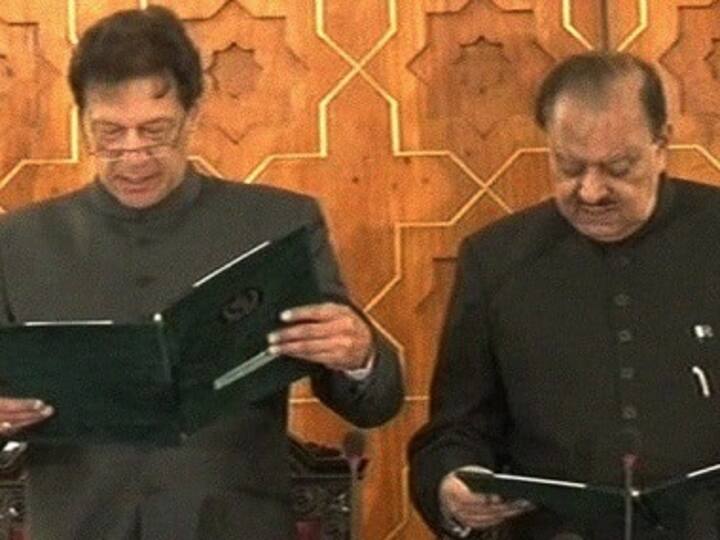 Imran Khan takes oath as Pakistan's 22nd prime minister, promises to make corrupt politicians accountable
