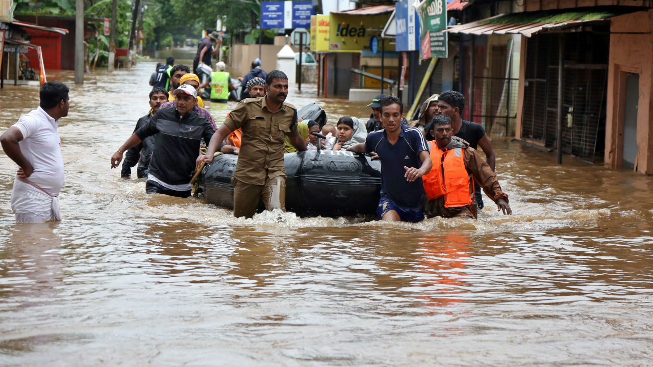 Flood-hit Kerala now battles 'rat fever': All you need to know about bacterial infection leptospirosis that can damage your kidney, liver Flood-hit Kerala now battles 'rat fever': All you need to know about bacterial infection leptospirosis that can damage your kidney, liver