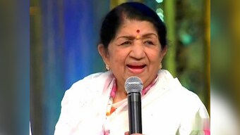Lata Mangeshkar on #MeToo: A woman must be given the dignity, respect and space she deserves