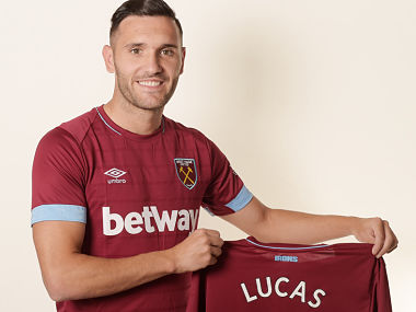 Premier League: West Ham United sign striker Lucas Perez from Arsenal on a three-year deal Premier League: West Ham United sign striker Lucas Perez from Arsenal on a three-year deal
