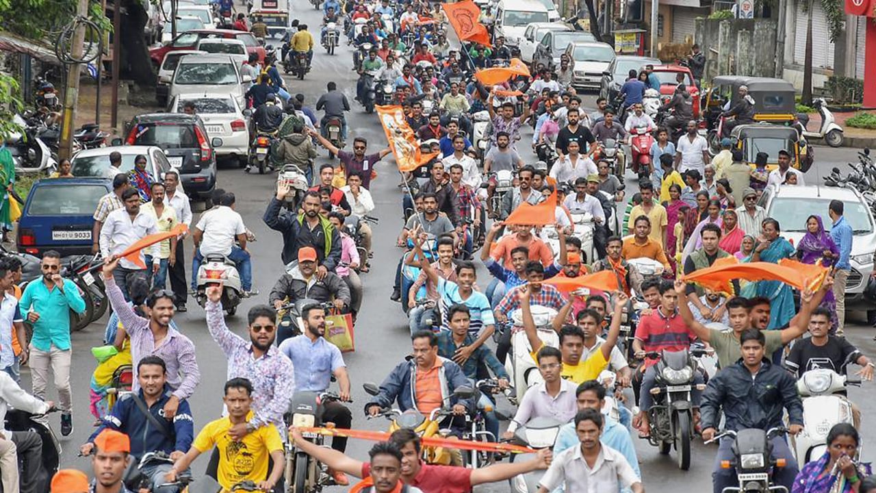 Maharashtra Bandh: Protesters Storm Pune's IT Hub At Hinjewadi, Stone ...