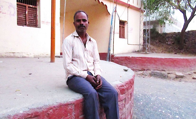 Digambar Jhirmile, 44, a soybean cultivator, who is unable to find a bride. Image courtesy: Parth MN/PARI