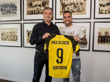 Paco Alcacer has signed for Borussia Dortmund in a one-year loan deal. Image courtesy: Twitter @BlackYellow