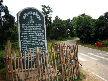 Pathalgadi movement: Is the agitation losing steam in Jharkhand after removal of plaques post Amit Shah's visit? Pathalgadi movement: Is the agitation losing steam in Jharkhand after removal of plaques post Amit Shah's visit?